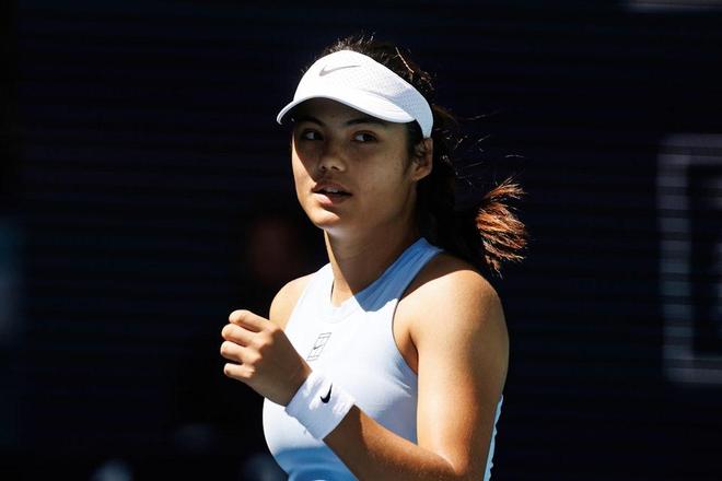 扎心了西蒙斯过去两个赛季打了61场比赛＞恩比德的58场.