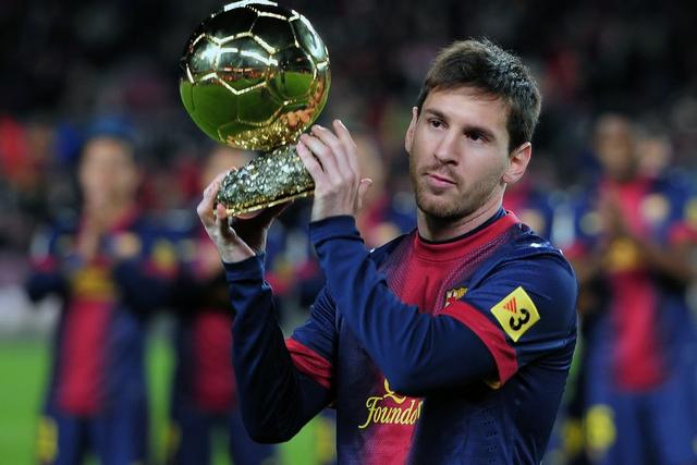 中超-魏震送礼武磊失单刀 海港1-3成都遭申花反超