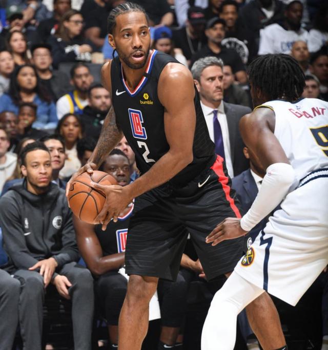 塞維利亞的 塞維利亞的